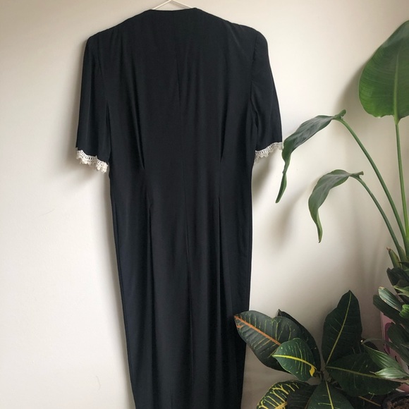 Vintage French Lace Button Down Dress - Picture 4 of 4